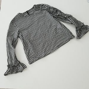 ⚡Zara Bell Sleeved Checkered Blouse